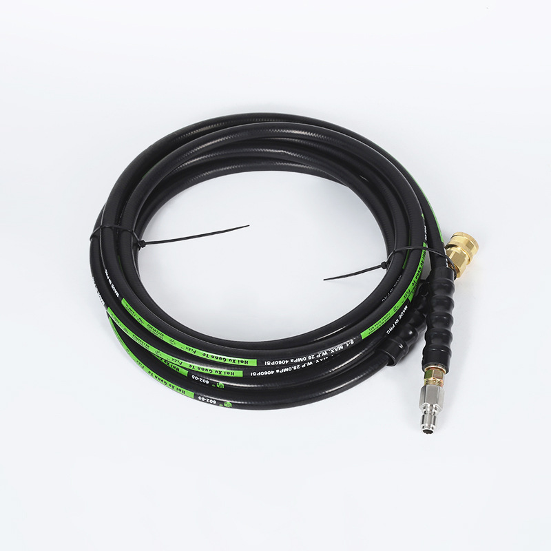 Desbloqueando tuberías de agua de alta presión en alcantarillas domésticas